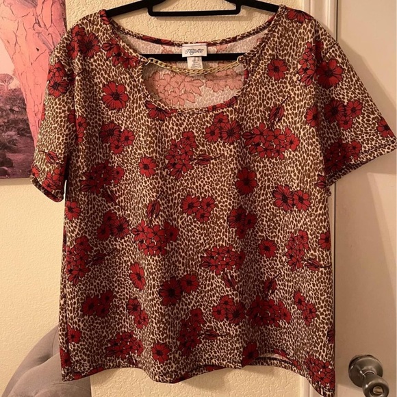 Plus Size Women’s brown/burgundy floral short sleeve top size 2X New - Picture 1 of 9